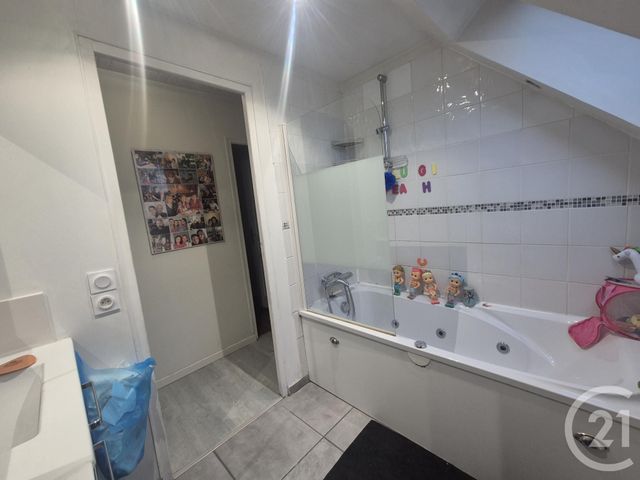 maison à vendre - 7 pièces - 71.7 m2 - VILLERS COTTERETS - 02 - PICARDIE - Century 21 Alvaro Immo